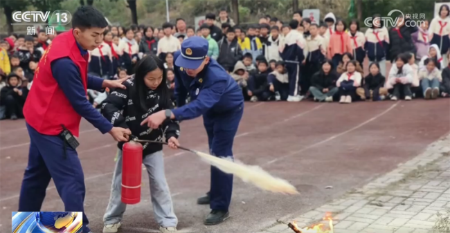 “陪读公寓”破解乡村教育难题 温暖“求学路”