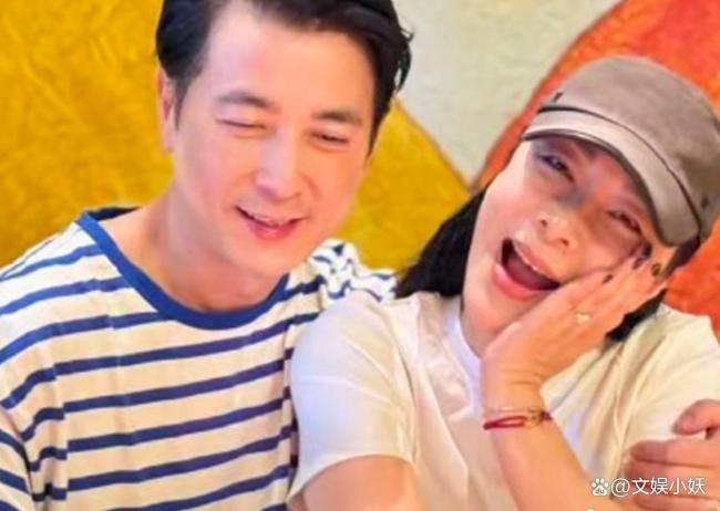 黄慧颐晒成婚证 回答“隐婚出轨”争议