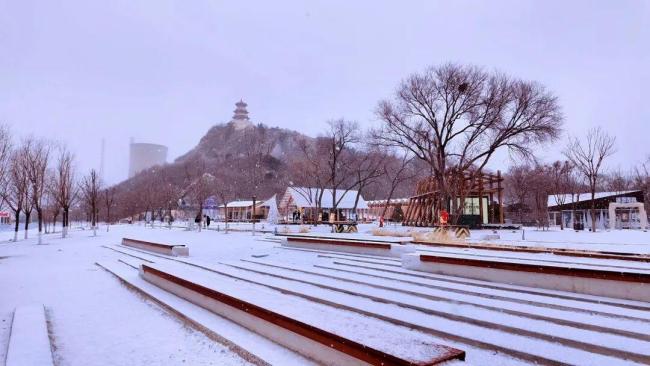 瑞雪兆熟年，2026年北京第一场大雪，共享一下你拍到的雪景神图 石景山银装素裹