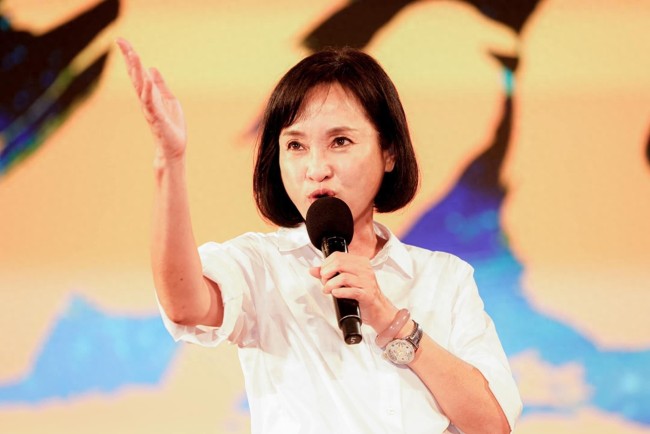 民调:高雄市长选战柯志恩逾越赖瑞隆