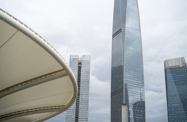 专家:越要告别卖地依赖越要稳房价 维持城市“市值”