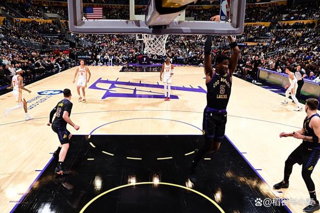 奈何评价湖东说念主中锋艾顿对阵猛龙的施展