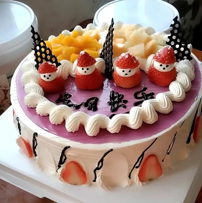 4寸10元蛋糕店老板谈定价 实惠背后的故事