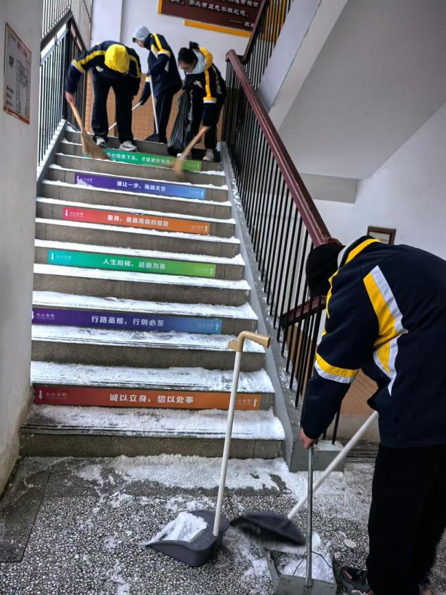 武汉的雪天给孩子们上了特别的一课 雪中成长体验