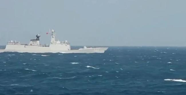 美舰闯台海 东部战区新动作释放重磅信号 解放军稳重应对