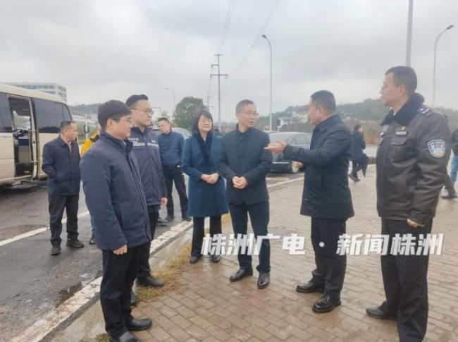 多地党政一把手赴一线调研除雪工作 确保民生安全畅通