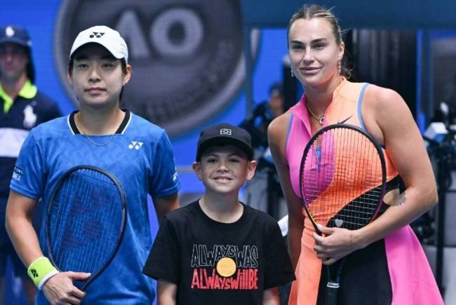 中国球员克星!萨巴伦卡大满贯战金花全胜