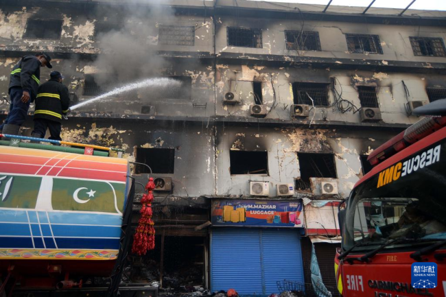 巴基斯坦卡拉奇购物中心火灾已致67死