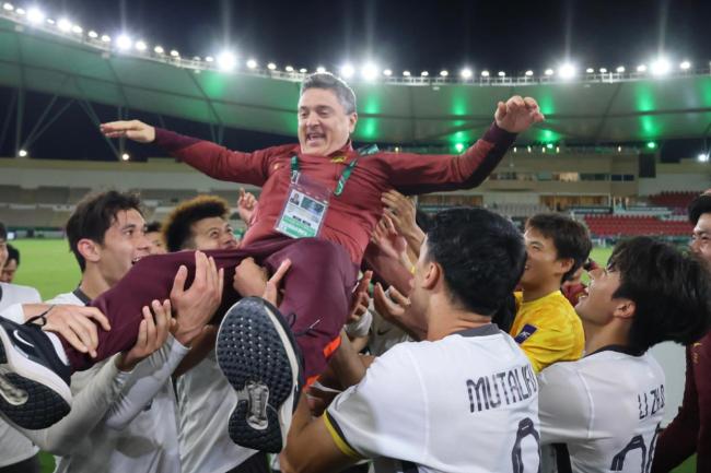 U23国足门将李昊28次扑救创纪录 决赛将战日本