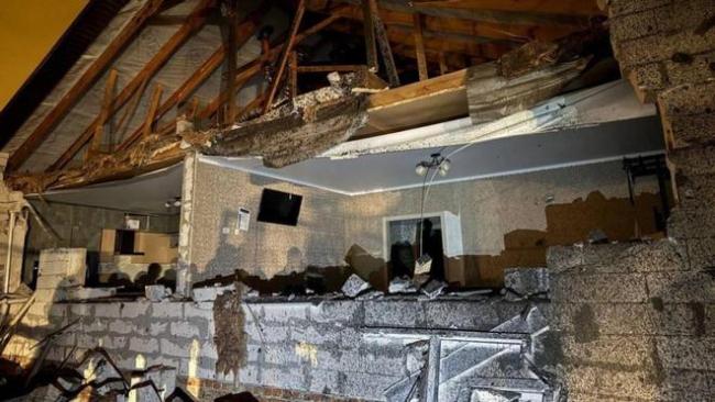 乌军夜间对别尔哥罗德进行大规模炮击 城市供暖中断居民转移