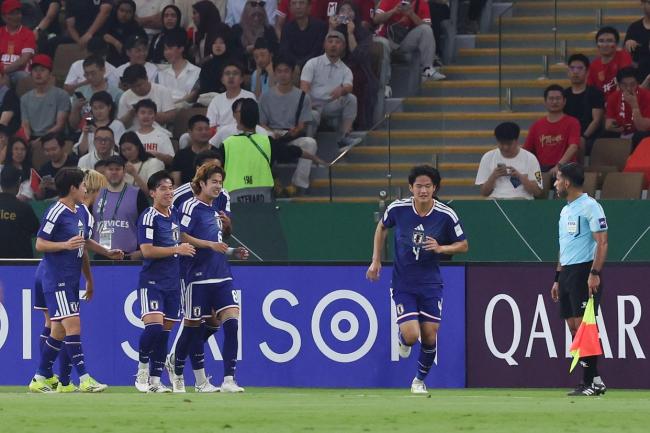 日本U23亚洲杯第3次捧杯 卫冕成功创历史