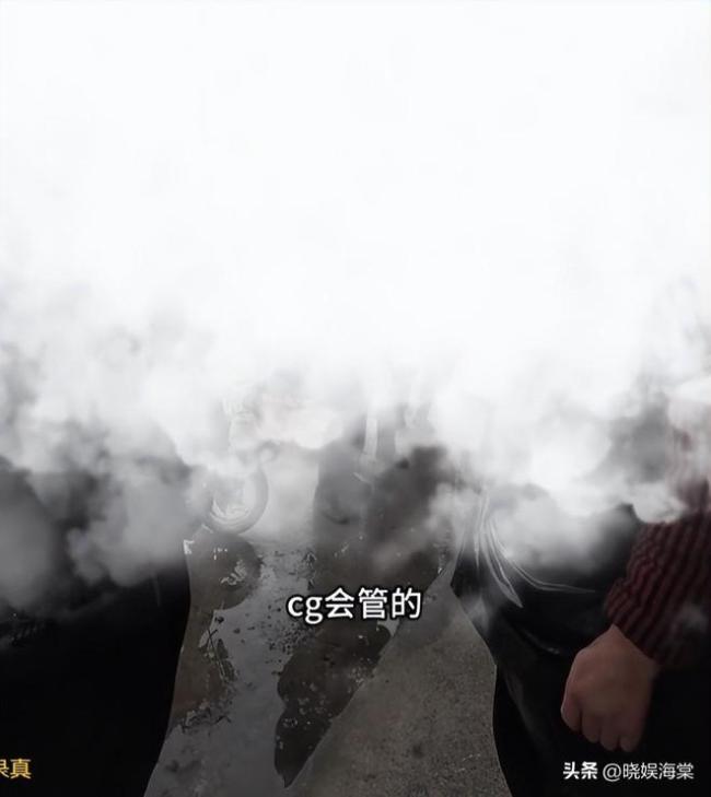 女子工地外卖饭遭食堂人员驱赶辱骂 凭双手谋生何错之有？
