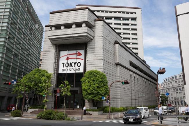 日元对美元汇率大幅跳涨