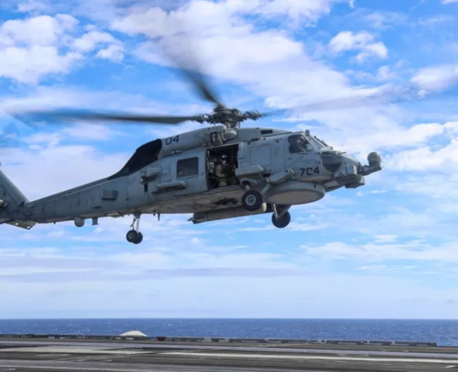 伊朗局势观察：林肯号航母已到波斯湾，伊朗总统儿子呼吁恢复网络 美伊紧张态势升级