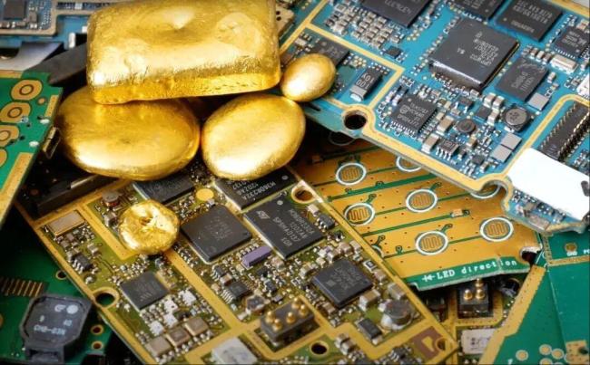 手机SIM卡里真有黄金吗 热搜背后的真相