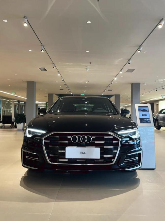 网传奥迪A6L一口价26.59万是真是假 大客户专属优惠揭秘