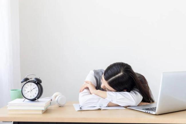 每天午睡比从不午睡更健康吗