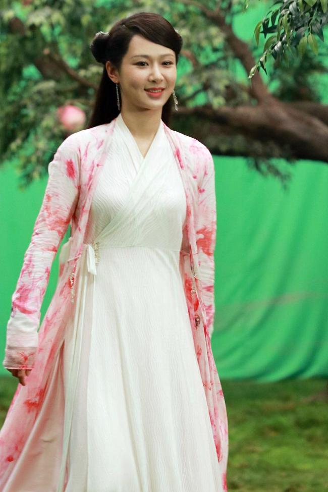 杨紫19岁就拍正剧的含金量 演技转机之路