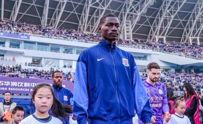 申花20场7球外援走人！西乙球队租借阿苏埃半年，赛季末或买断 中超理性引援下的必然选择