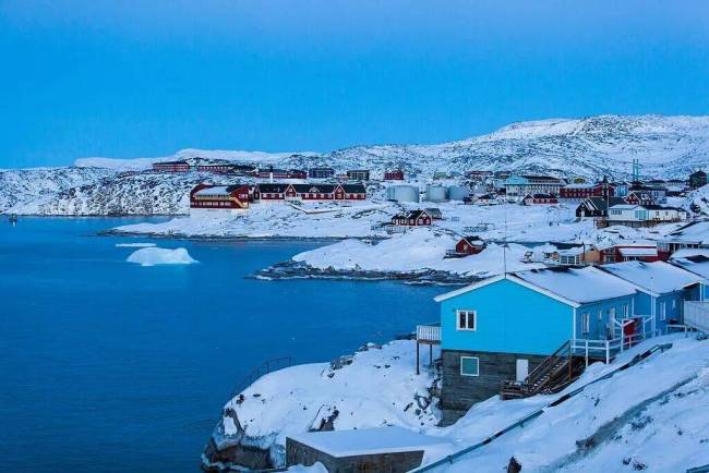 法国马克龙、加拿大卡尼纷纷入局格陵兰岛，多情剑客无情剑！北极局势敲响警钟