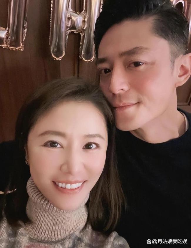 林心如共享50岁生辰派对相片 东谈主生下半场已经精彩