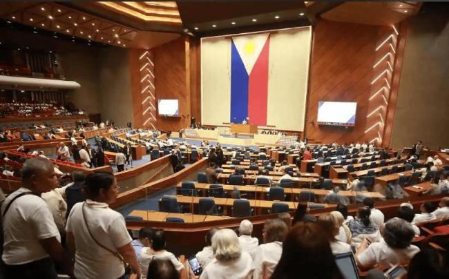 菲律宾为何对中使馆官员“下逐客令” 外交战白热化