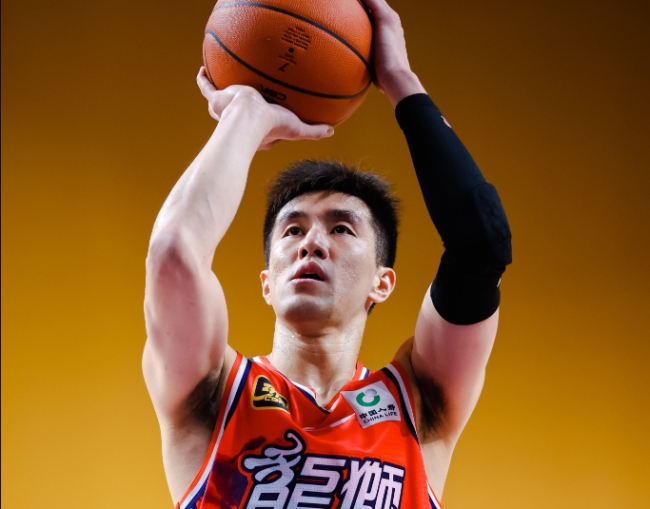 郭艾伦时隔41天首发11中3！广州遭福建双杀 徐昕两双状元18 6帽