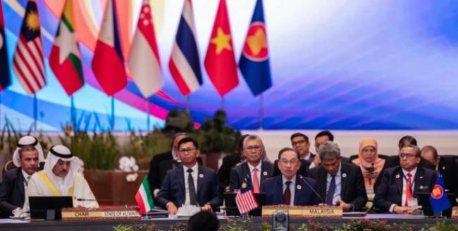 如何看待中菲就涉海等问题举行对话 务实态度推进合作