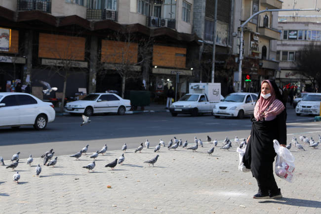国际观察|专家解读:“最后期限”前 美国伊朗如何出牌 博弈加剧