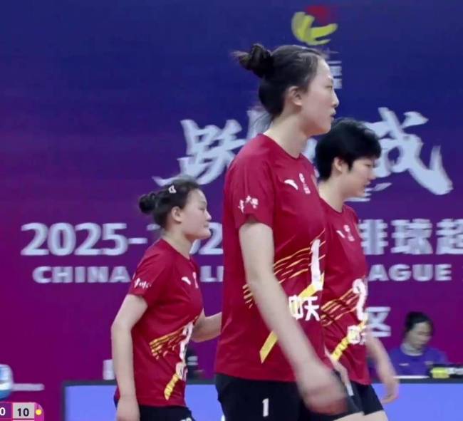 女排联赛：江苏第4败 年轻球员展现潜力