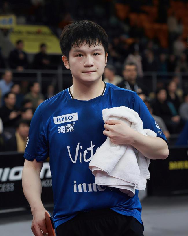 樊振东直接入选伦敦世乒赛！退出世界排名1年多后，有望归队扛起国乒大旗 归来仍是王者