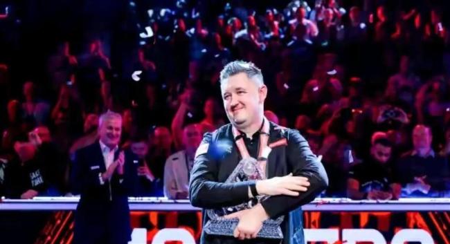 2026香港大奖赛：丁俊晖完美斯诺克出难题，霍金斯连解四杆罚12分 中国军团创纪录参赛