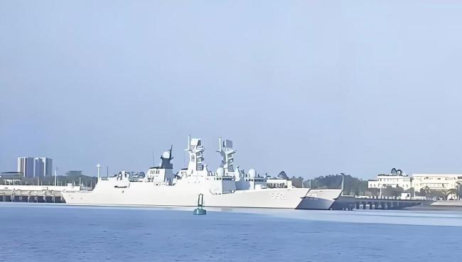 中国海军批量建造054B护卫舰 提升反潜作战能力