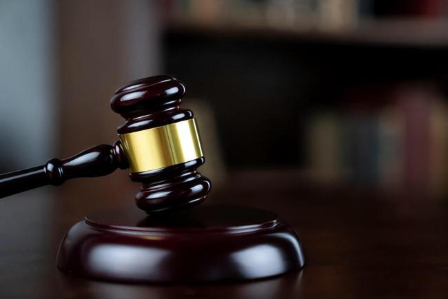 公司以上班时“多次睡觉、玩手机”为由，解除李某劳动合同！北京法院：违法