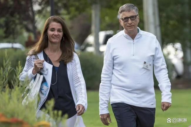 比尔盖茨前妻称整个社会正在清算 权贵庇护体系受审视