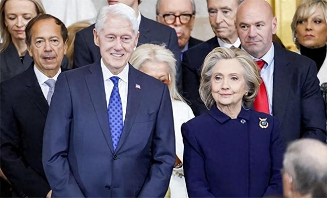 克林顿作证民主党称将报复特朗普