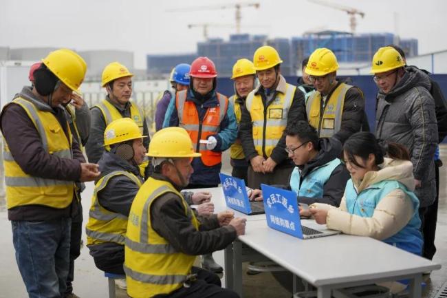 中央一号文件持续关注“大龄农民工”