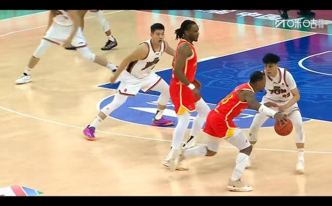 浙江广厦男篮97比94投诚吉林队 塔克48分率队逆转