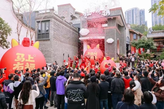 春节多地公交地铁免费
