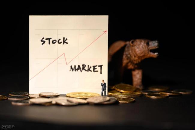 谁在逆势抄底白银LOF 2亿资金冒险抄底