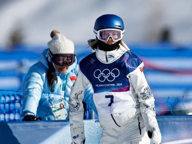 谷爱凌摔倒或是因赛道有问题