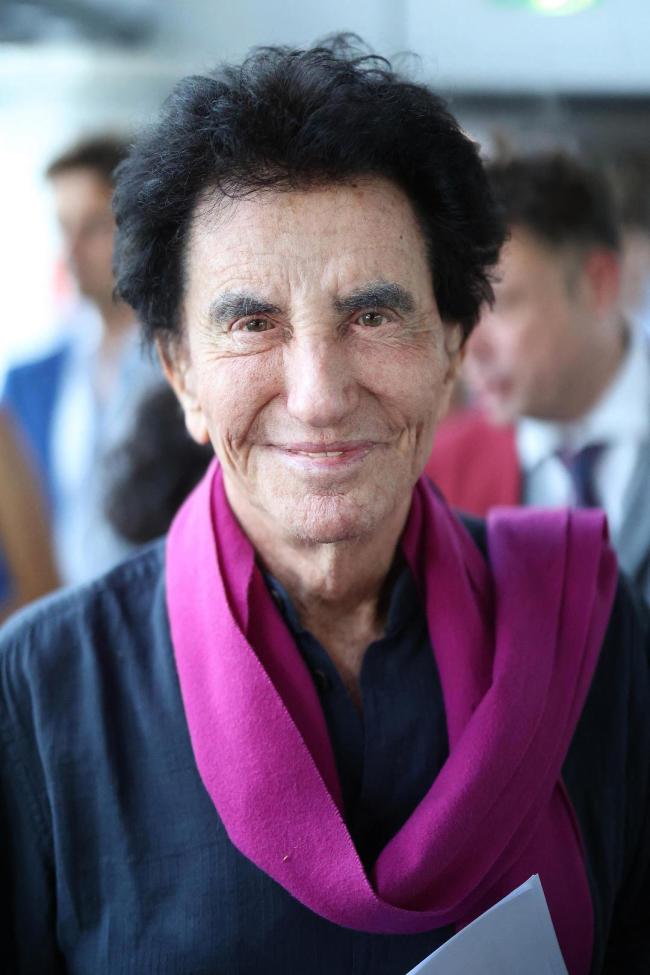 曝爱泼斯坦死前一天官方已拟好声明 真相扑朔迷离