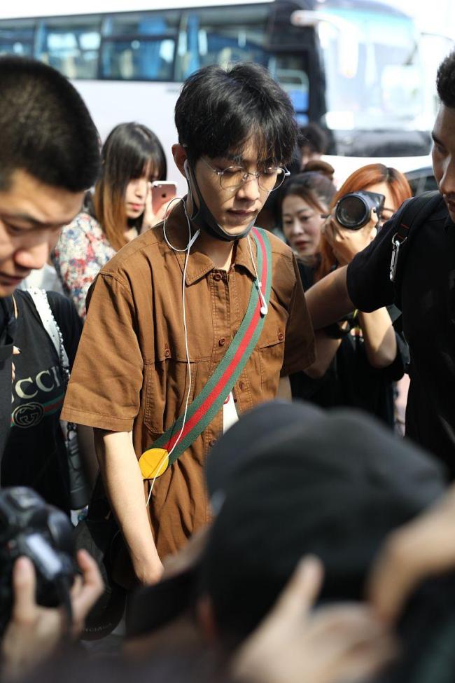 肖战小城良方被甩路透曝光