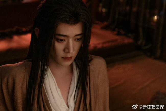 丞磊成何体统 变脸演技引爆全网