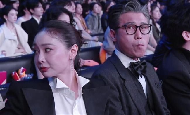 孟子义微博之夜带走了四盒饼干 后台委果一幕