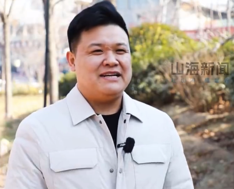 高速路上冒险清障的小伙找到了：以后若再碰到一定还会挺身而出