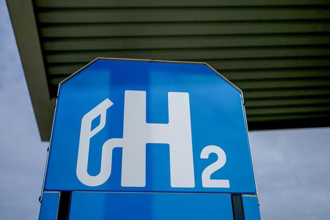 首次在青藏高原发现天然氢气，为何它是终极能源？何时能取代石油 改写能源格局的微观奇迹