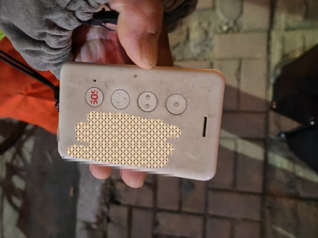 有环卫工时薪仅3元低于共享充电宝 底层劳动者困境引发关注