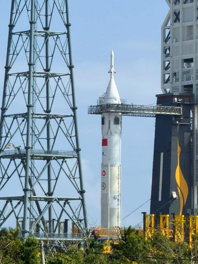 重要突破！中国航天向载人登月再迈近 长征十号火箭点火成功