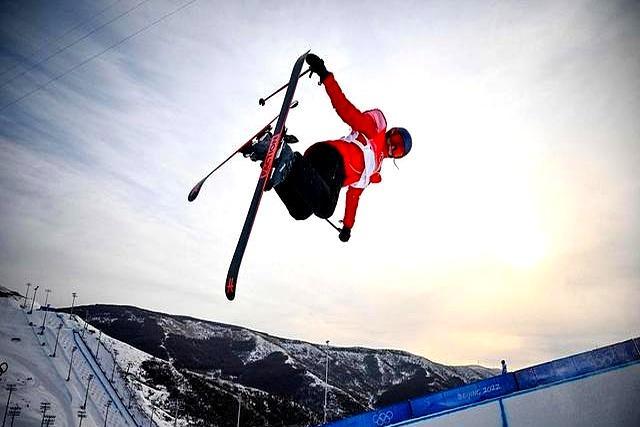 一觉醒来中国队冬奥奖牌加一 苏翊鸣铜牌含金量高